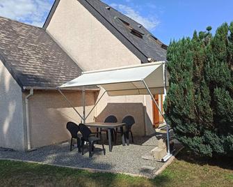 Detached house in the heart of Val d'Azun at 800m altitude - Arrens-Marsous - Patio