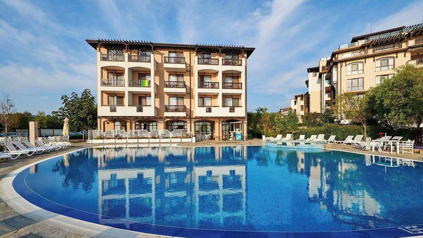 Oasis Del Mare Resort