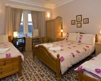 St Annes Guest House - Oban - Bedroom