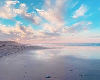 Cozy and luxurious apt with swimming pool and gardens - Azemmour - Playa