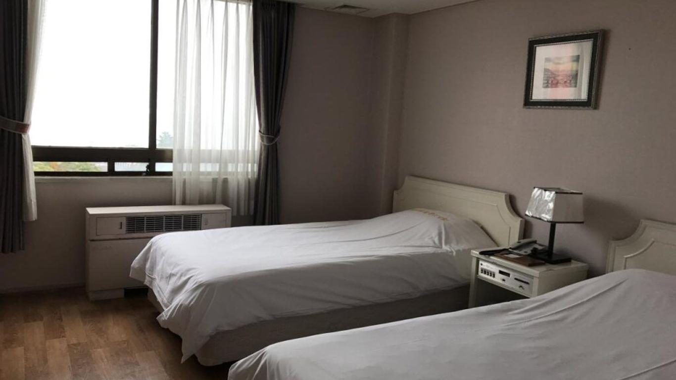 Jeju Seoul Tourist Hotel