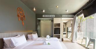 Maya Phuket Airport Hotel (SHA Plus+) - Sakhu - Schlafzimmer