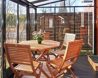 4 person holiday home in Byxelkrok-By Traum - Byxelkrok - Patio