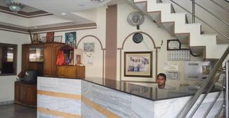 Hotel Sagar - Bathinda - Front desk