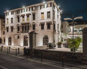 Le Camere di Palazzo Bortolan - Treviso - Building