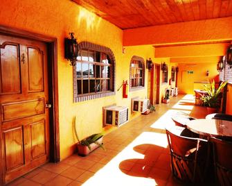 La Hacienda de la Langosta Roja - San Felipe - Dining room