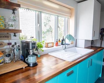 Bridge Terrace - Spacious Living Area, Well Designed & Wood Burner - Northallerton - Bedroom