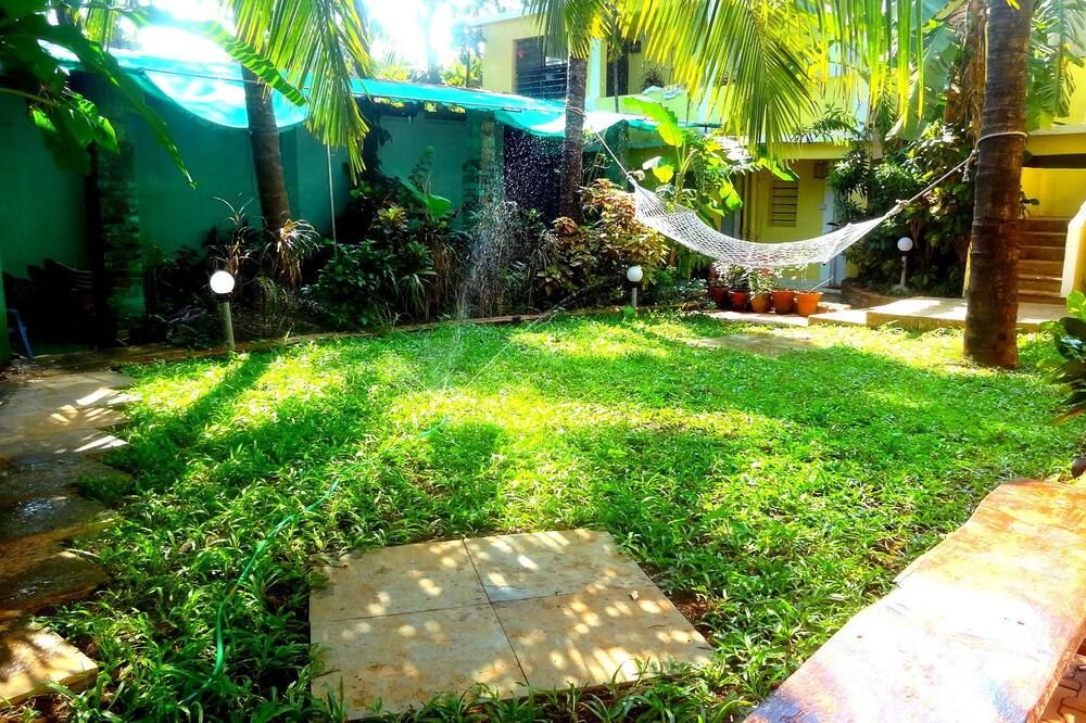 Poonam Village Resort