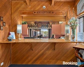 Hotel Pension Grimus - Mount Buller - Reception