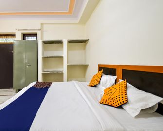 Spot On Hotel Baba - Dumka - Bedroom