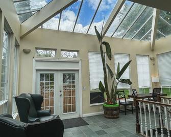 Vancouver Private 3 bedrooms 3 Bathroom, 5 Min to airport, 15 min to Downtown - Vancouver