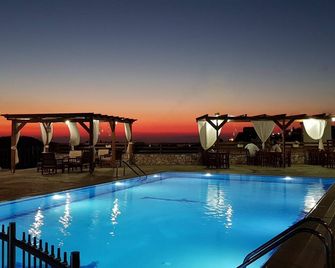 Ataviros Hotel - Embonas - Pool