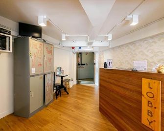 Loftel 22 Hostel - בנגקוק - דלפק קבלה