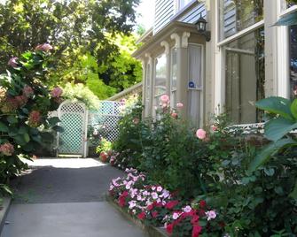 Dorset House Backpackers / Dorset Apartments - Christchurch - Building