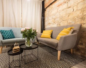 Chill apartments - Prag - Wohnzimmer