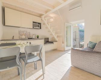 Pretty Home Varenna - Varenna - Sala de estar