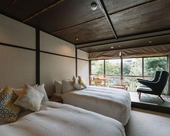 Kyoto Nanzenji Ryokan Yachiyo Established in 1915 - Kyoto - Bedroom