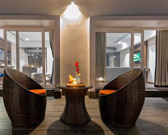 Hotel Saffron Crest - Siliguri - Lobby