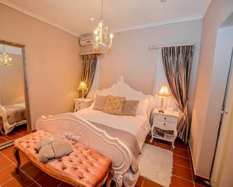 Lavender House - White River - Bedroom