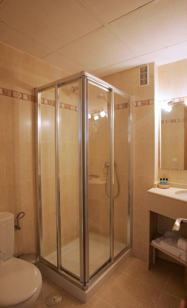 Hotel Goartín - מלאגה - חדר רחצה