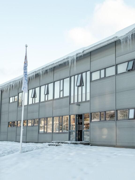 دالور - آيتش آي هوستل