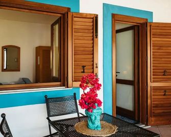 Hotel Rojas - Vulcano
