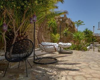 Villa Fiamegou Andros - Batsi - Innenhof