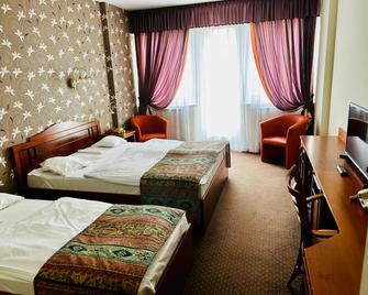 Hotel Erzsébet - הביץ - חדר שינה