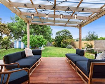 Rye Classic- Amazing Location, Up To13 Guests, Foxtel, - Bonus Night Offer 2025 - Rye - Patio