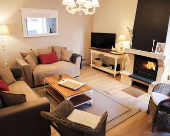 Location Secrète Sarlat - Sarlat-la-Canéda - Living room