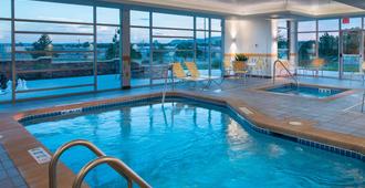 Fairfield Inn & Suites by Marriott Scottsbluff - Scottsbluff - Zwembad