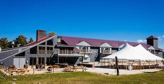 Mountain Inn at Killington - Killington - Building