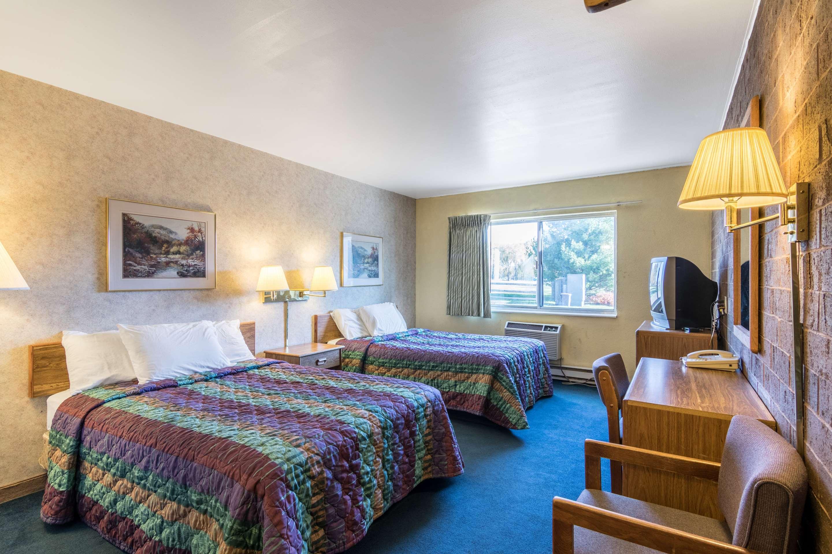 Top Hotels in Eau Claire, WI - Cancel FREE on most hotels