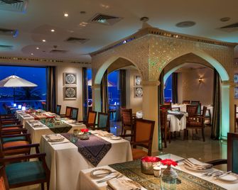Crowne Plaza Muscat By IHG - Muscat - Restaurant