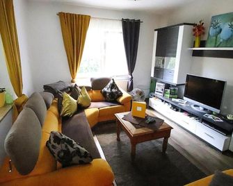 Holiday Home in Storkow Near Storkow Castle - Storkow - Living room