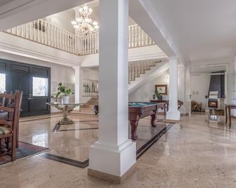 Villa Petrone | Luxury Four Seasons-Jacuzzi&Pool - Nonantola - Lobby