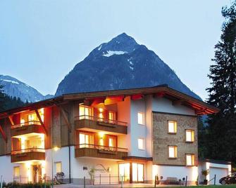 Alphaus Aparthotel - Pertisau - Gebäude