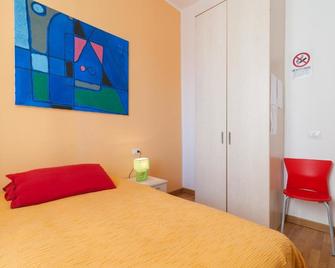 Affittacamere Art Rooms - Cagliari - Bedroom