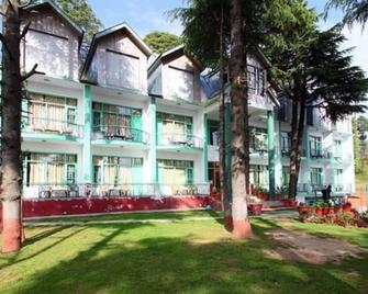 Hotel Forest View-Patnitop - Kud - Building