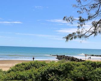 Platinum Apartments Unit 12 - Bargara - Beach