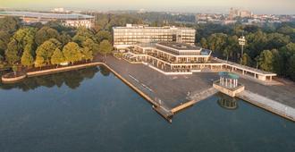 Courtyard by Marriott Hannover Maschsee - Hannover - Toà nhà