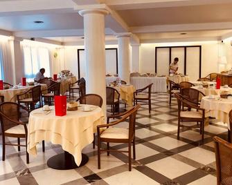 Arthotel Gabbiano Azzurro Due - Marciana Marina - Ресторан