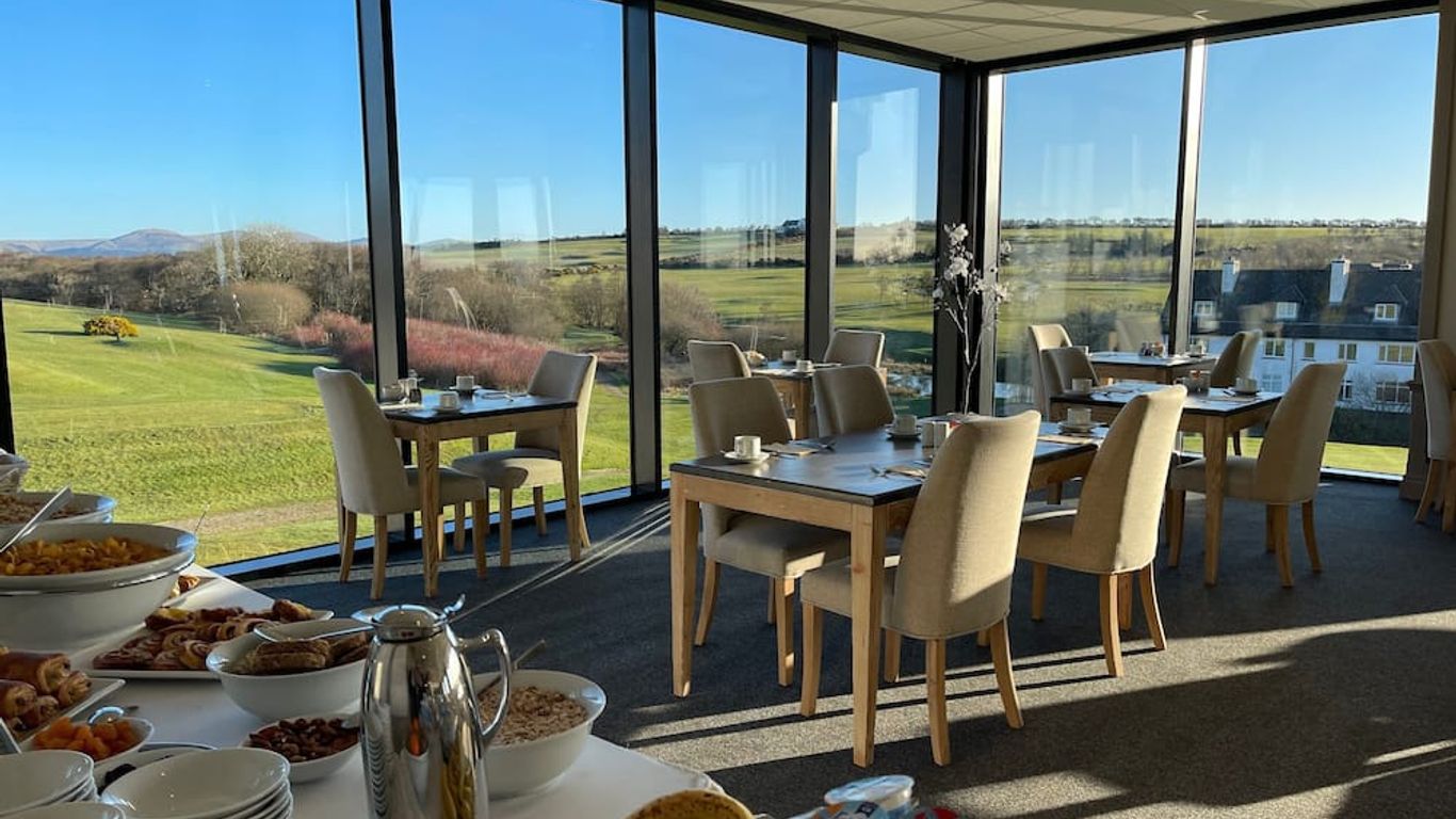 Comis Hotel & Golf Resort