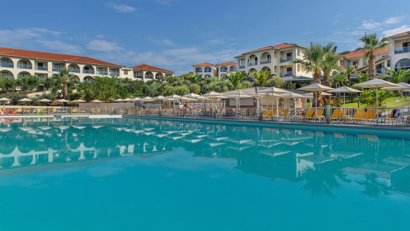 Akrathos Beach Hotel