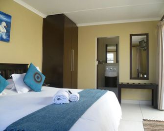 Absolute Cornwall Bed and Breakfast - East London