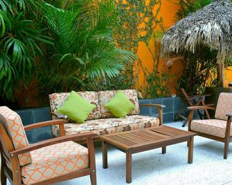 هوتل ريو ماليكون - بورتو فولارتا - شرفة مرصوفة