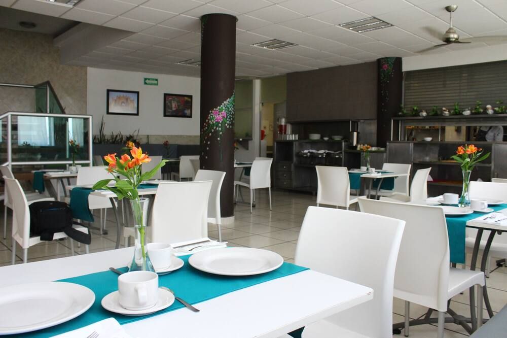 Chiapas Hotel Express, Tuxtla Gutierrez - טוטסטלה גוטיירס - מסעדה