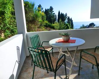 Apartments Lungo Mare Ulcinj - Ulcinj - Balcón