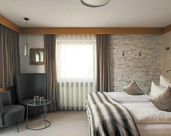 Garni Hotel Platzer - Mals - Bedroom