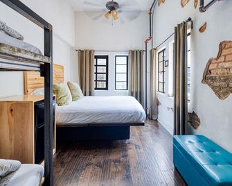 Firehouse Hostel - אוסטין - חדר שינה